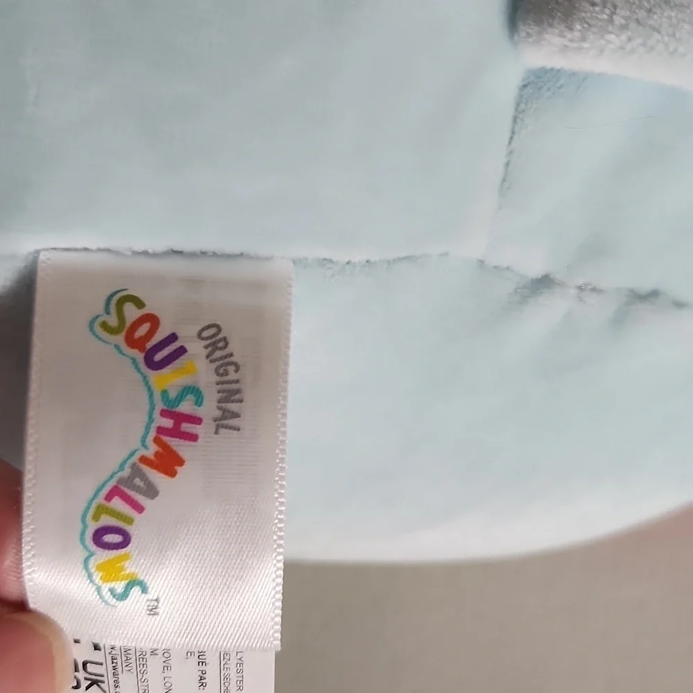 Squishmallows caedia blue